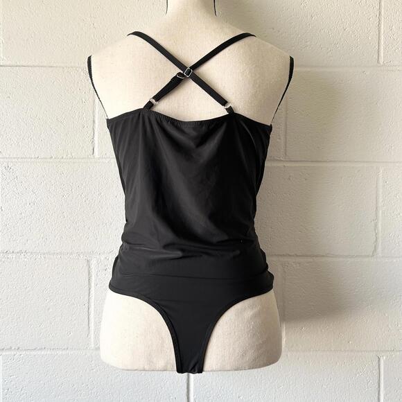 Love Tree Black Cross back V-Neck Drape Bodysuit Women’s Large - Picture 2 of 4